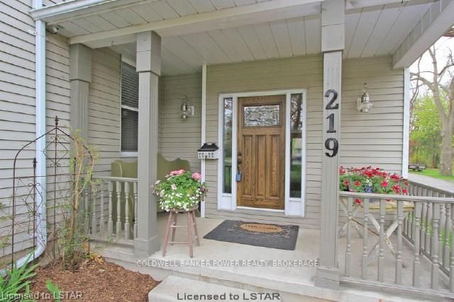 219 Sunset Dr, St. Thomas, N5R 3C2 | Image 2