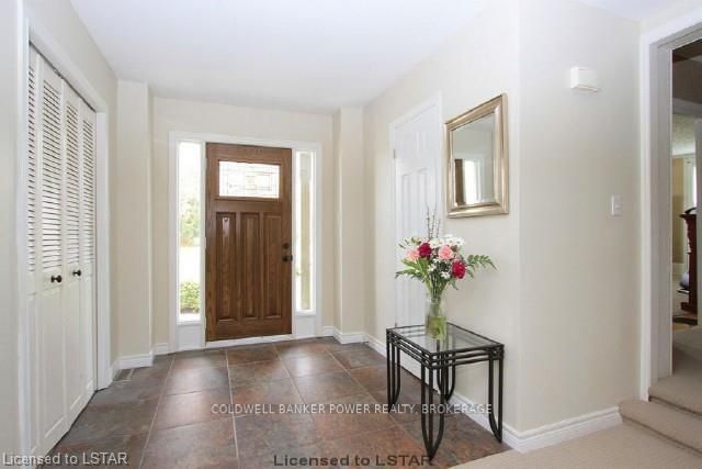 219 Sunset Dr, St. Thomas, N5R 3C2 | Image 3