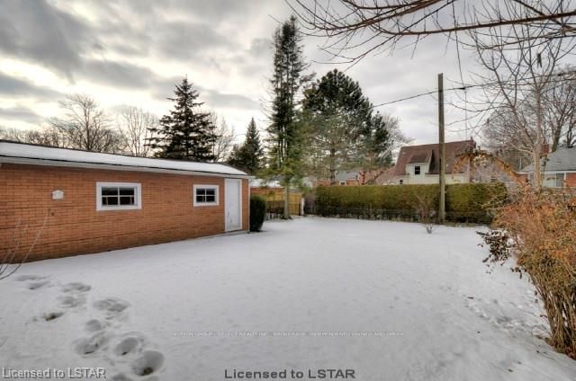 Listing Image 3