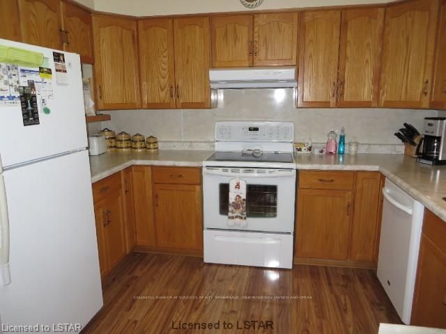 15 - 214 South St W, Aylmer, N5H 3B6 | Image 3