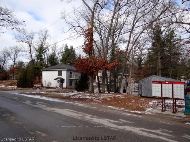 7706 Alfred St, Lambton Shores, N0M 2T0 | Image 3