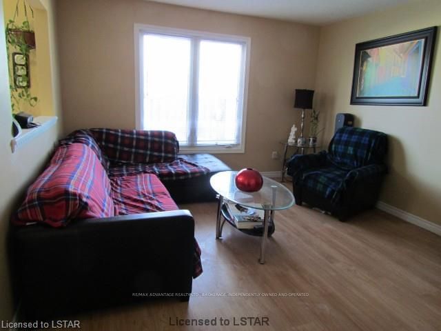 Listing Image 3