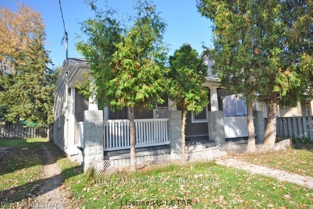 Listing Image 3