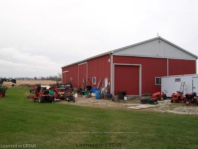 Listing Image 3