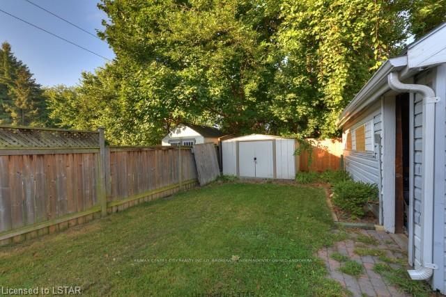 Listing Image 9