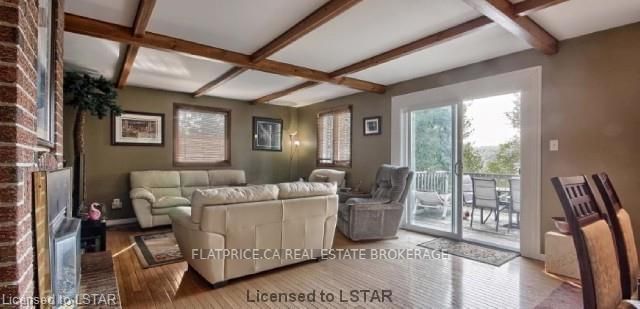 Listing Image 4
