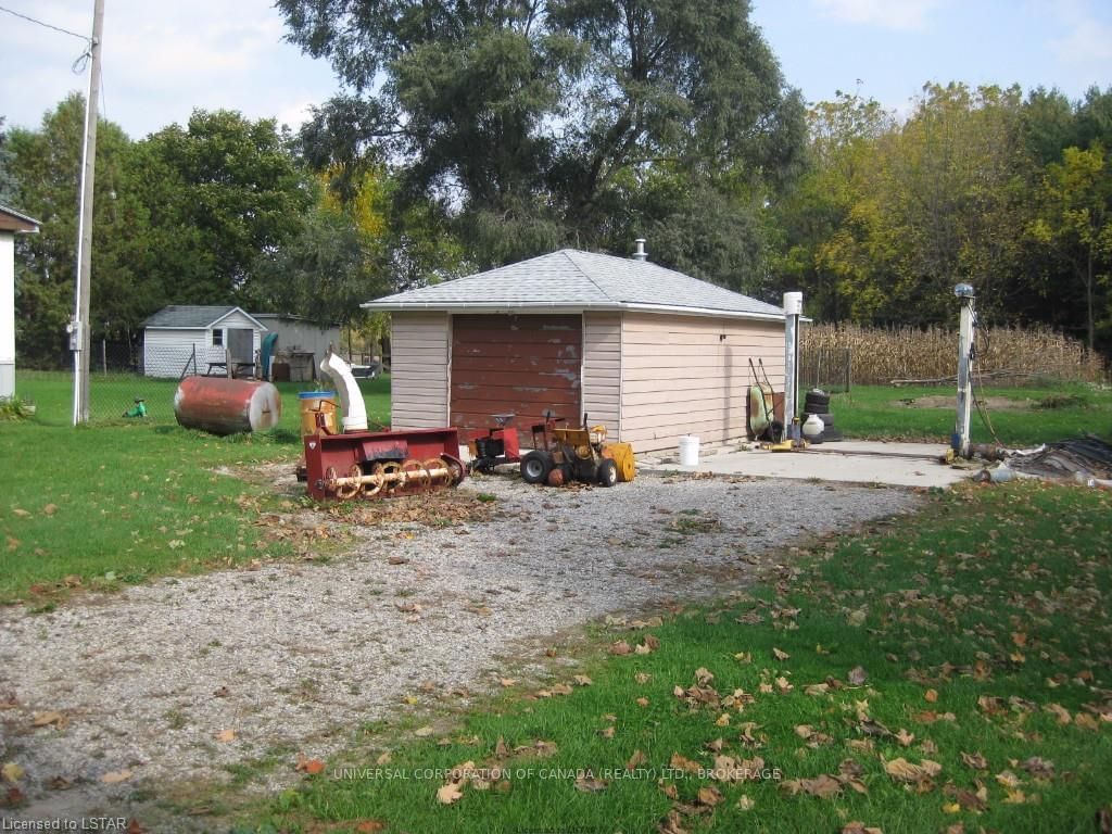 Listing Image 10