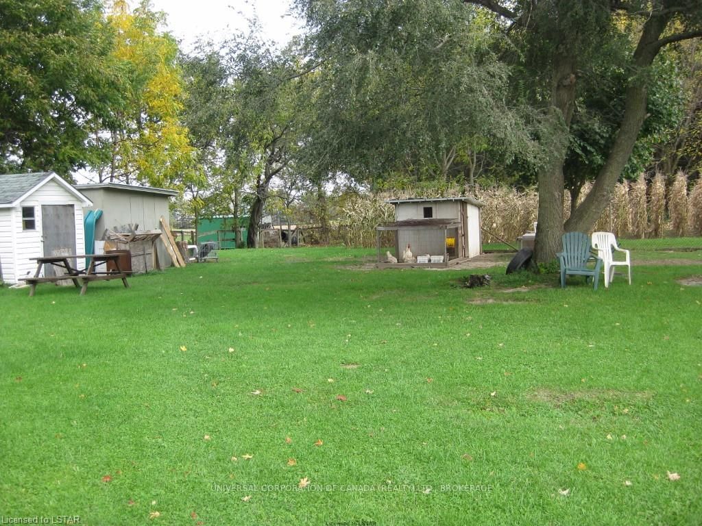 Listing Image 11