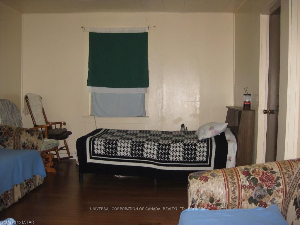 Listing Image 17