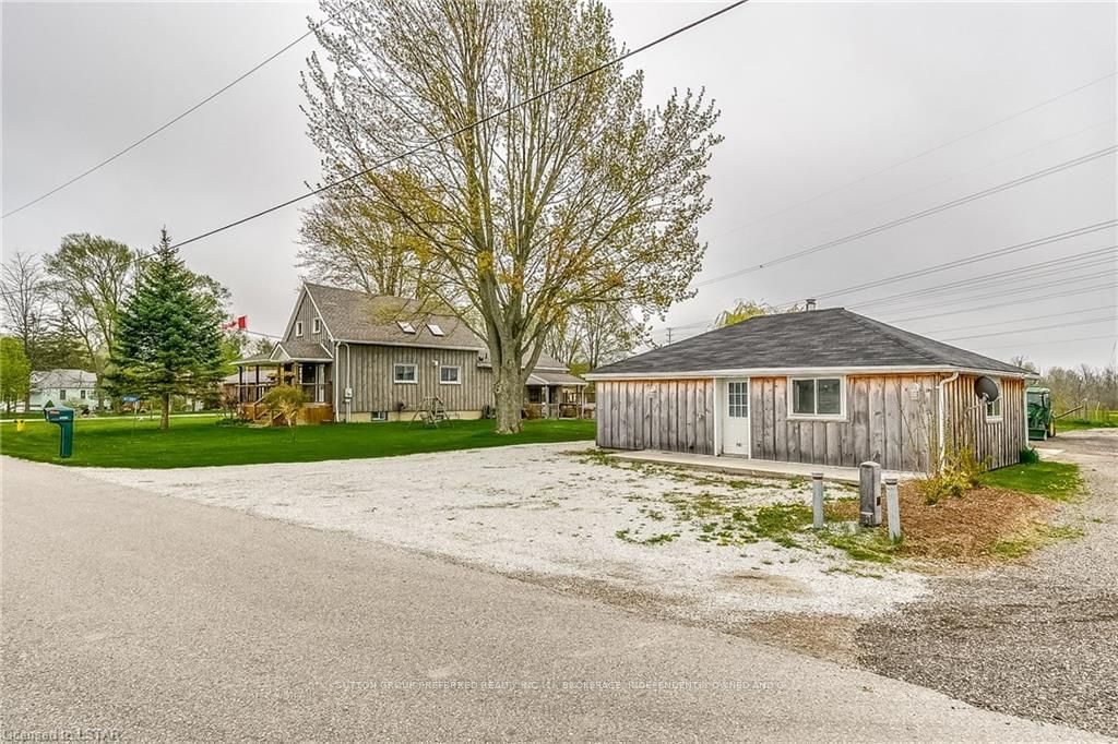 Listing Image 2
