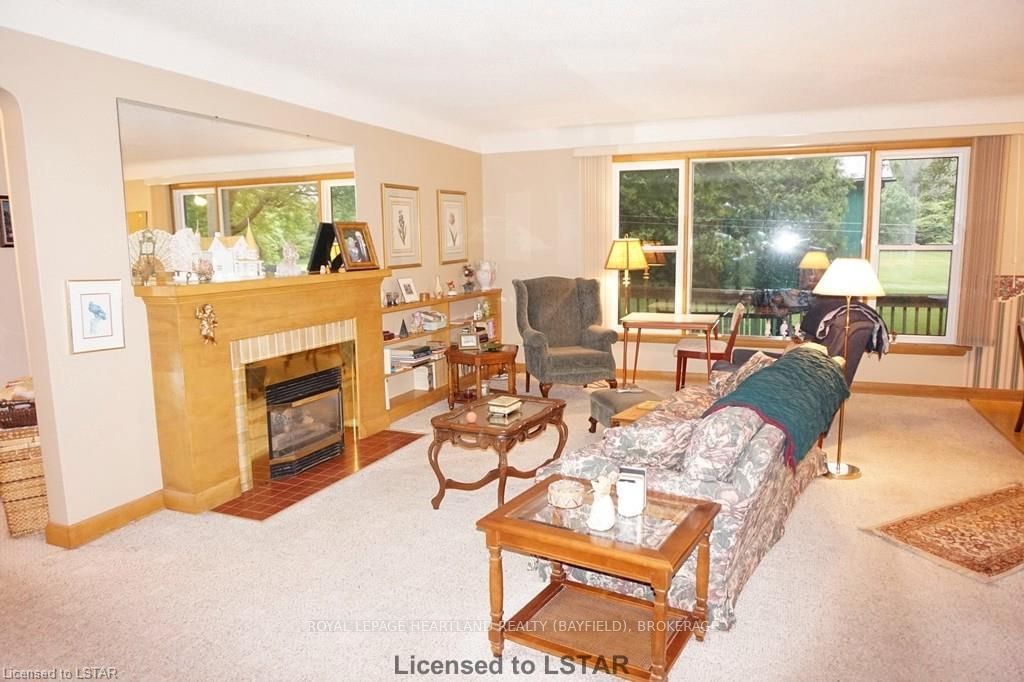 Listing Image 3