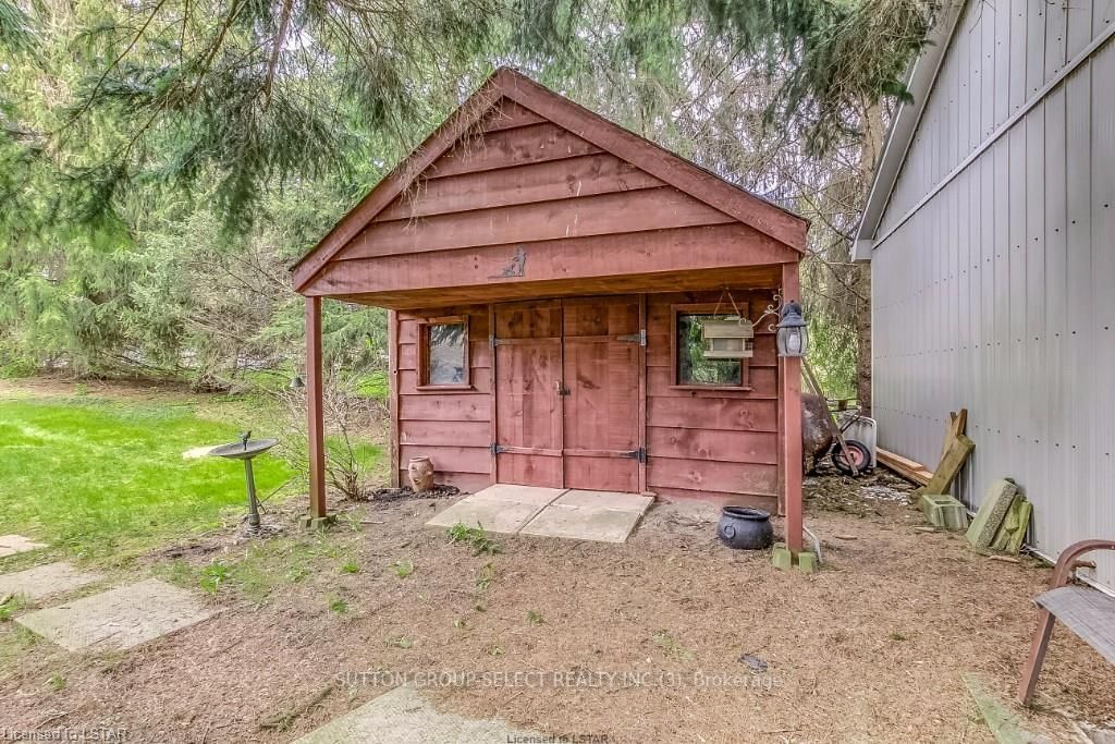 Listing Image 6
