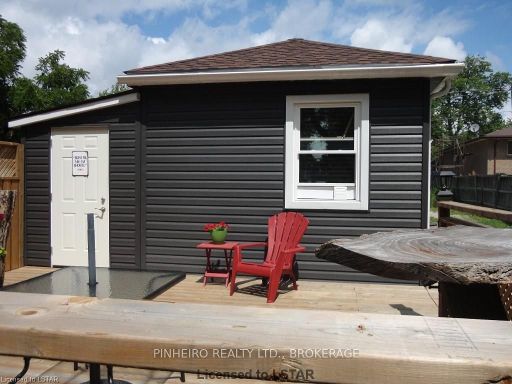 Listing Image 7