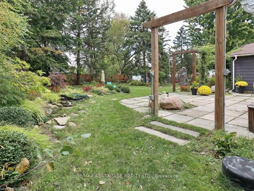Listing Image 7