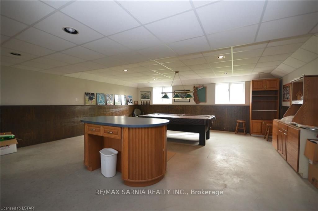 Listing Image 32