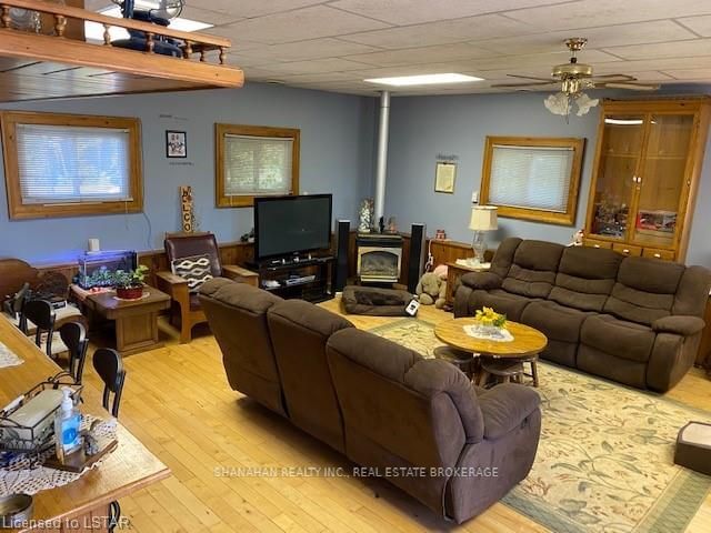 Listing Image 25