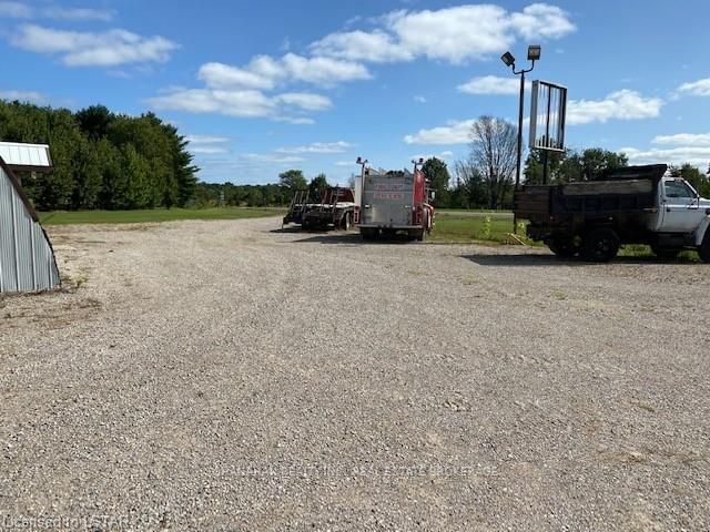 Listing Image 32