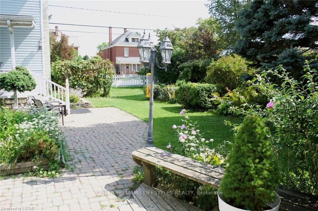 Listing Image 32