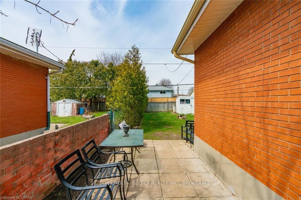 Listing Image 22