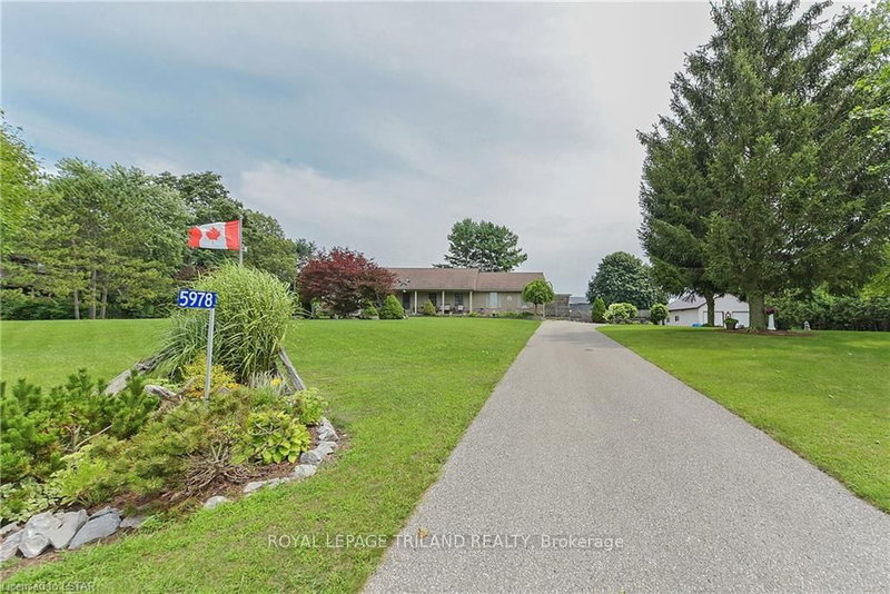 5978 Sunset Rd, Central Elgin, N0L 2L0 | Image 3