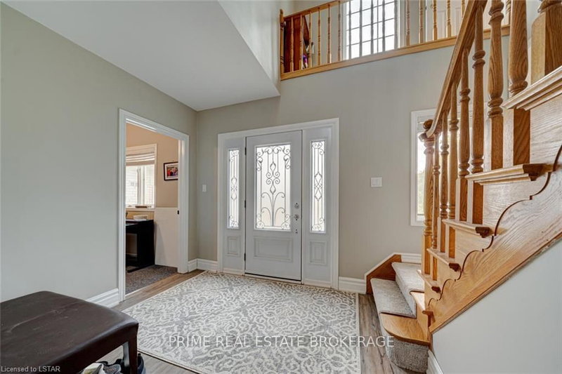 4484 Ausable Dr, North Middlesex, N0M 1A0 | Image 3