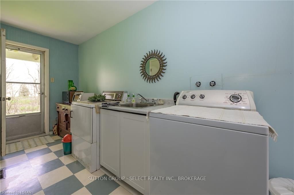 Listing Image 23