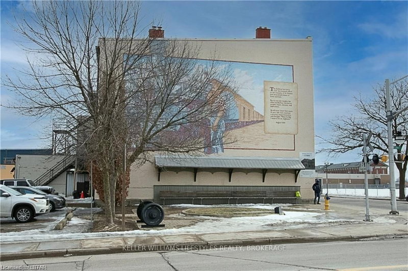 679-691 Talbot St, St. Thomas, N6A 2T9 | Image 2