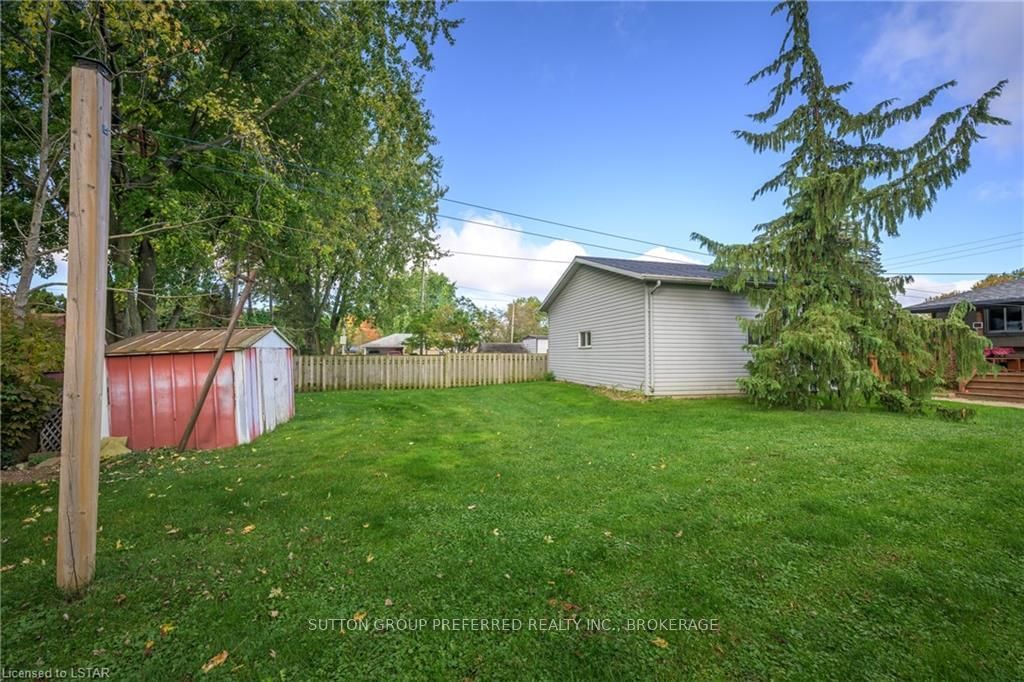 Listing Image 6