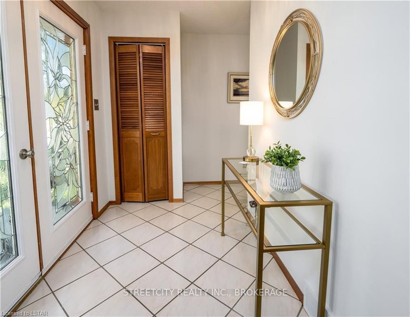 31 Cobourg St, West Perth, N0K 1N0 | Image 2