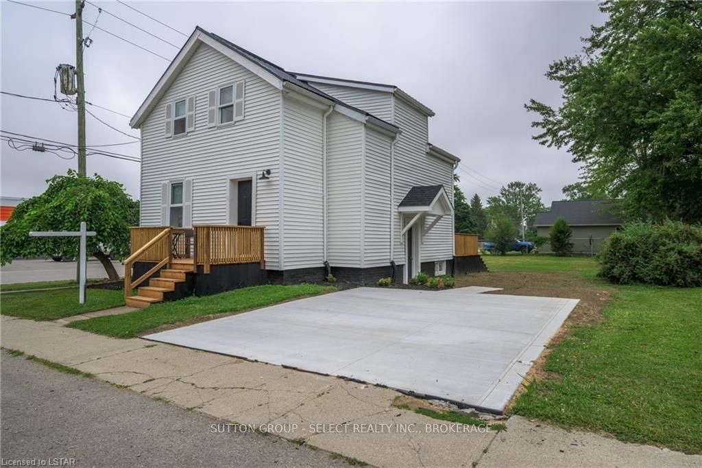 Listing Image 3