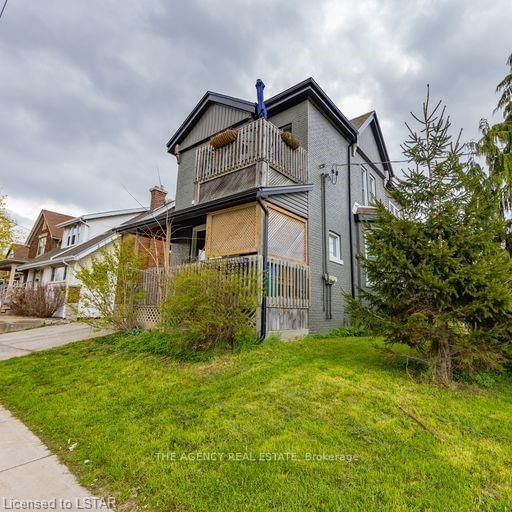 Listing Image 3