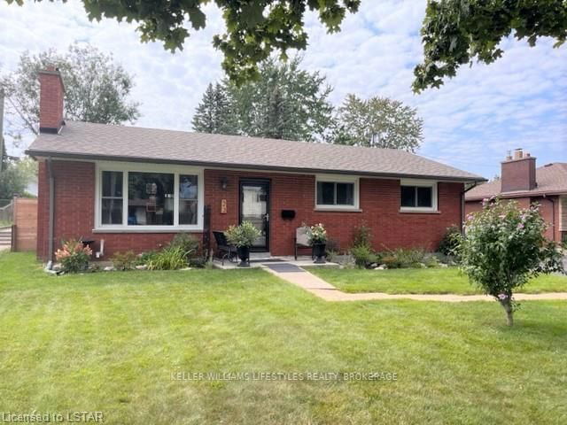 23 STORMONT Drive