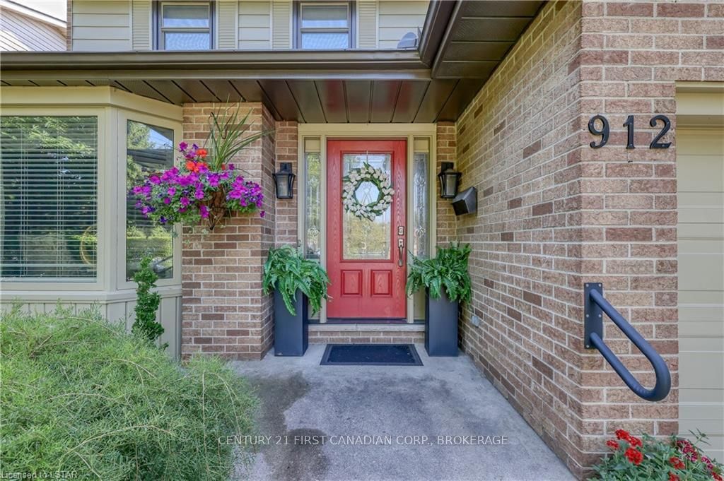 Listing Image 3