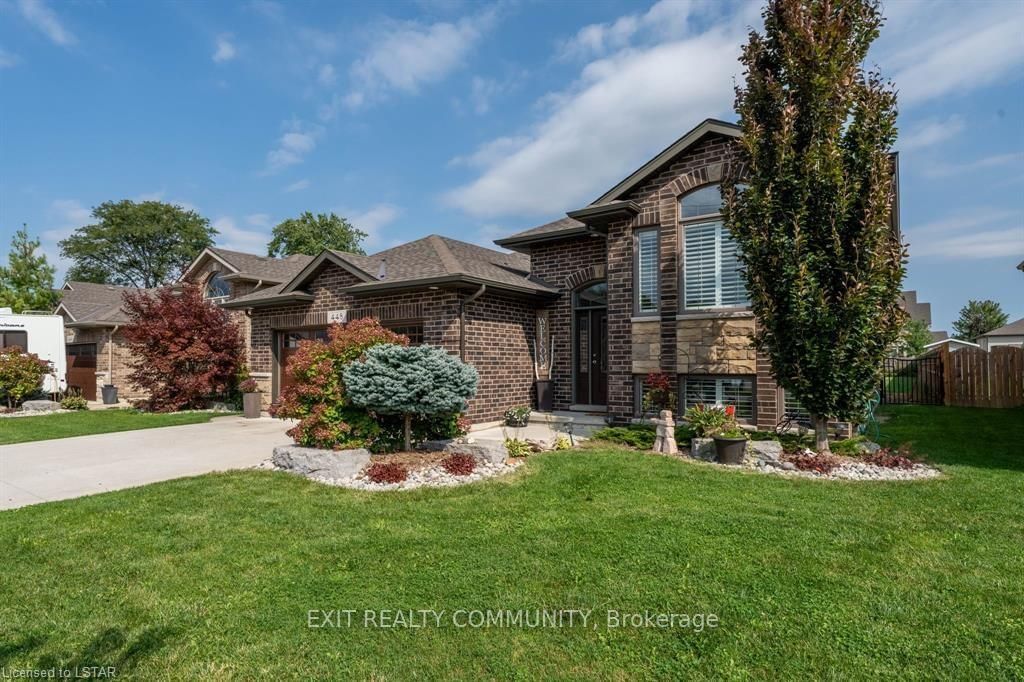 Listing Image 4