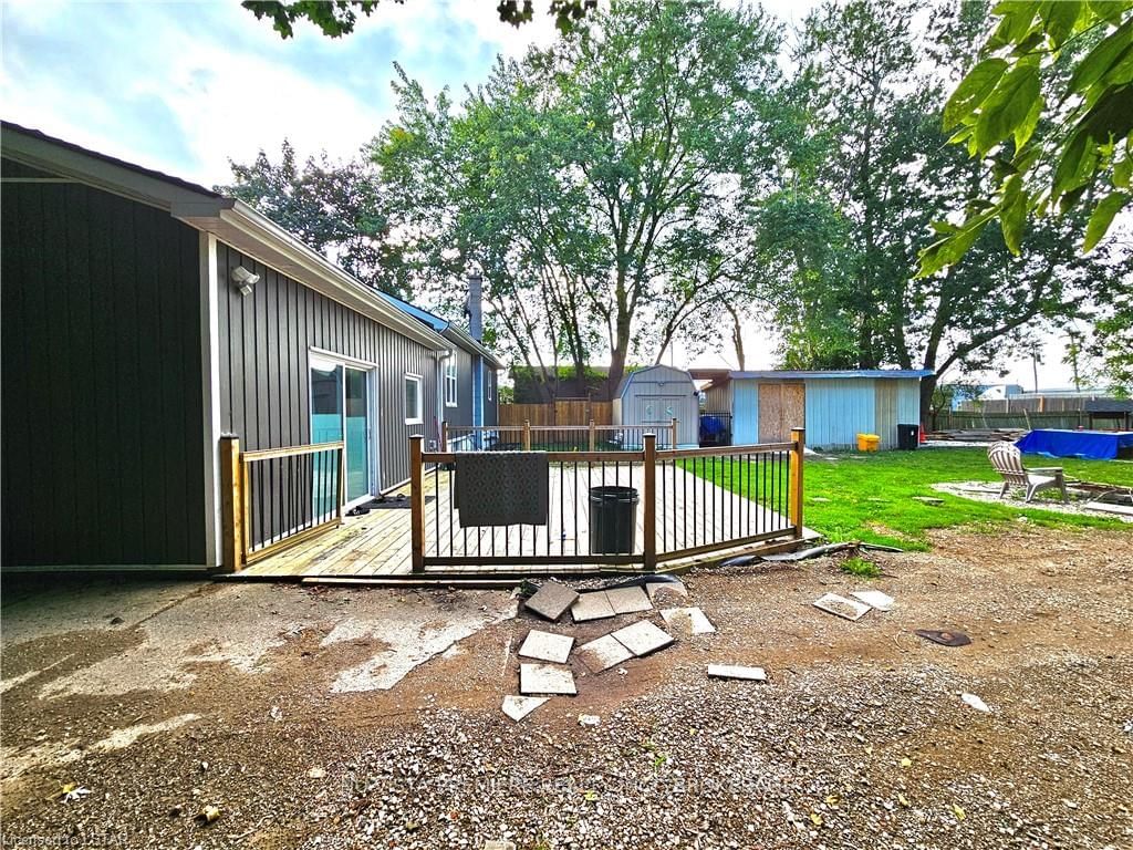 Listing Image 7