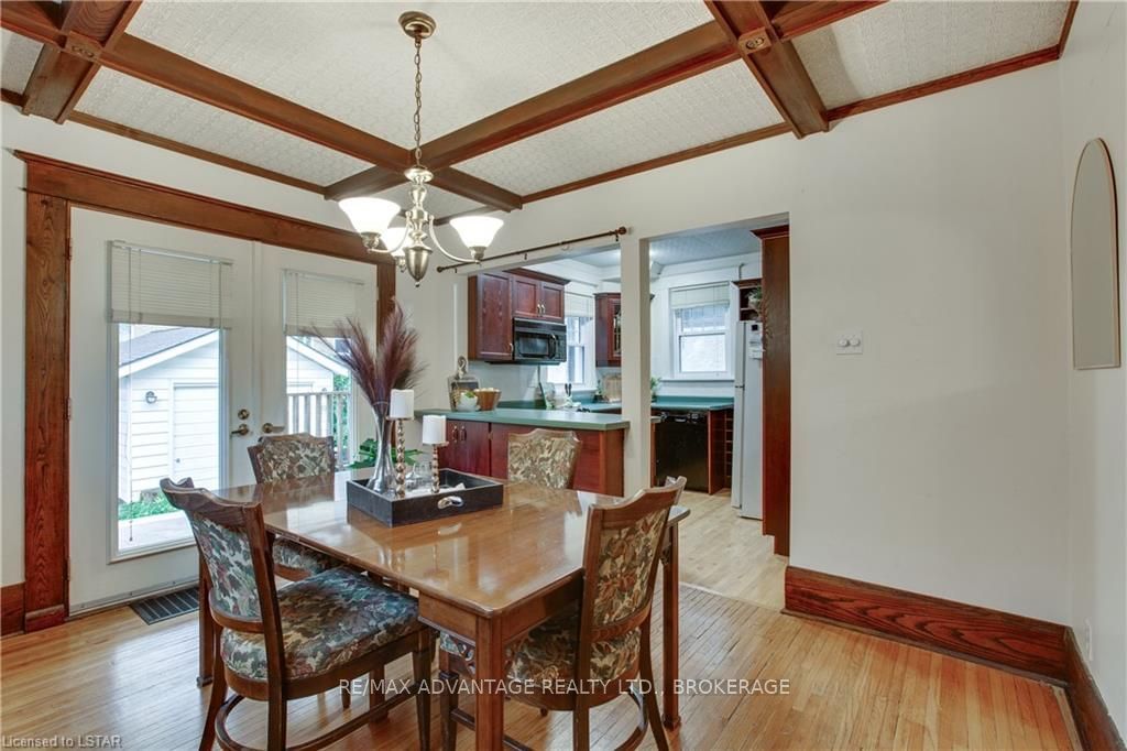 Listing Image 13