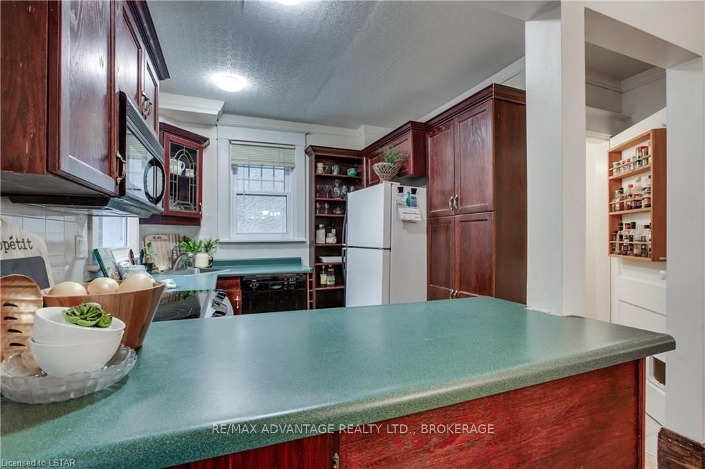Listing Image 17