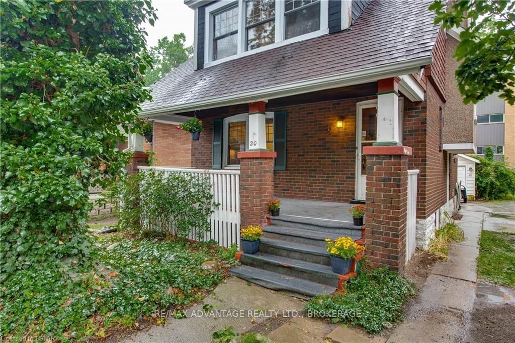 Listing Image 3