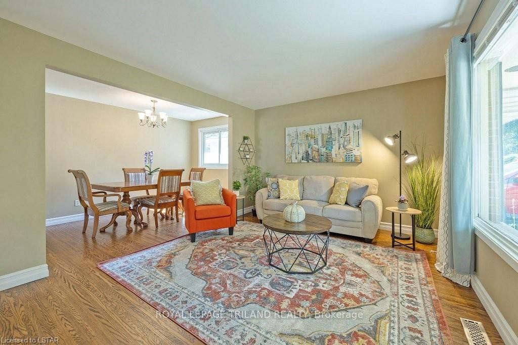 Listing Image 7