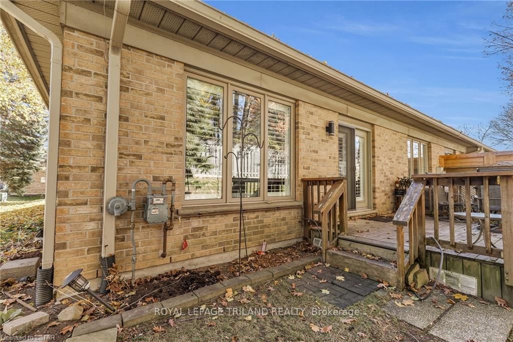 Listing Image 33