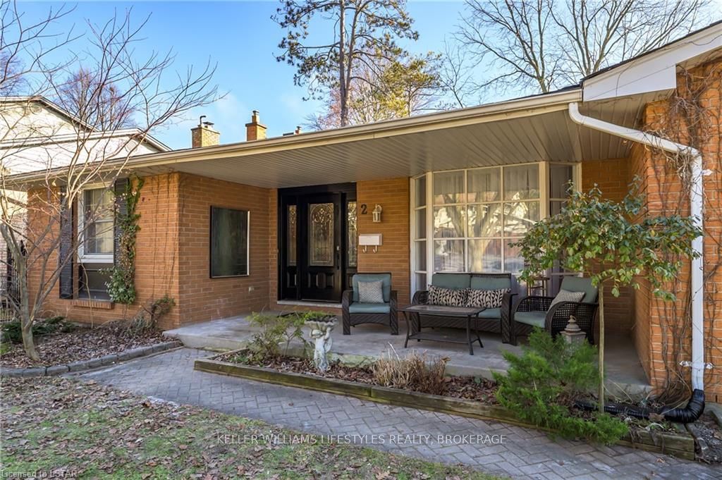 Listing Image 3