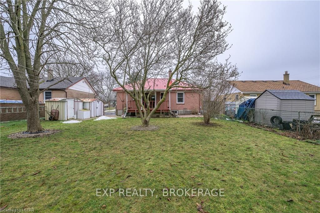 Listing Image 7