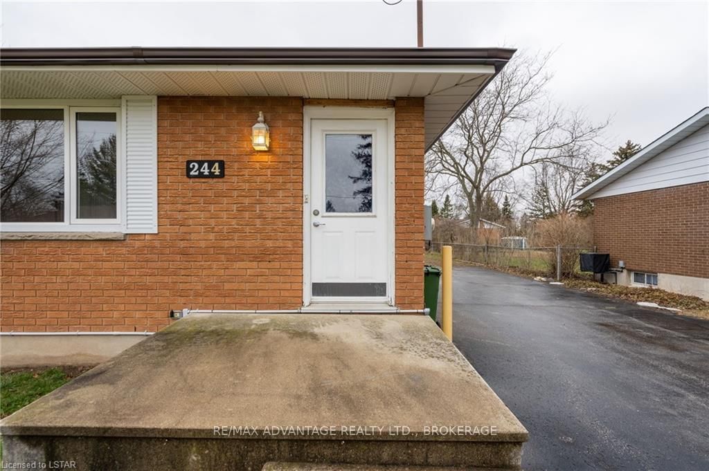 Listing Image 7