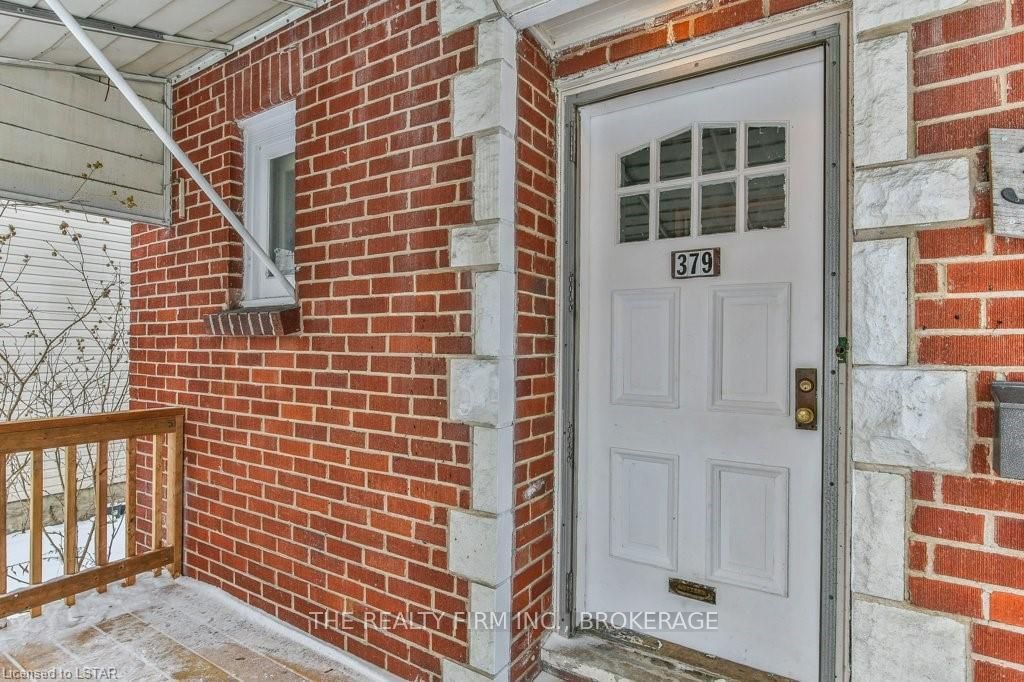 Listing Image 3