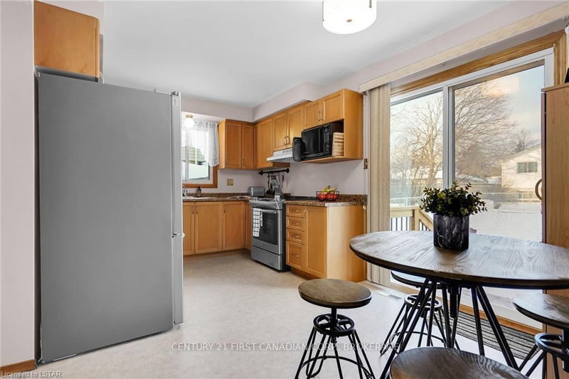 53 ARCHER Cres, London South, N6E 2A4 | Image 3