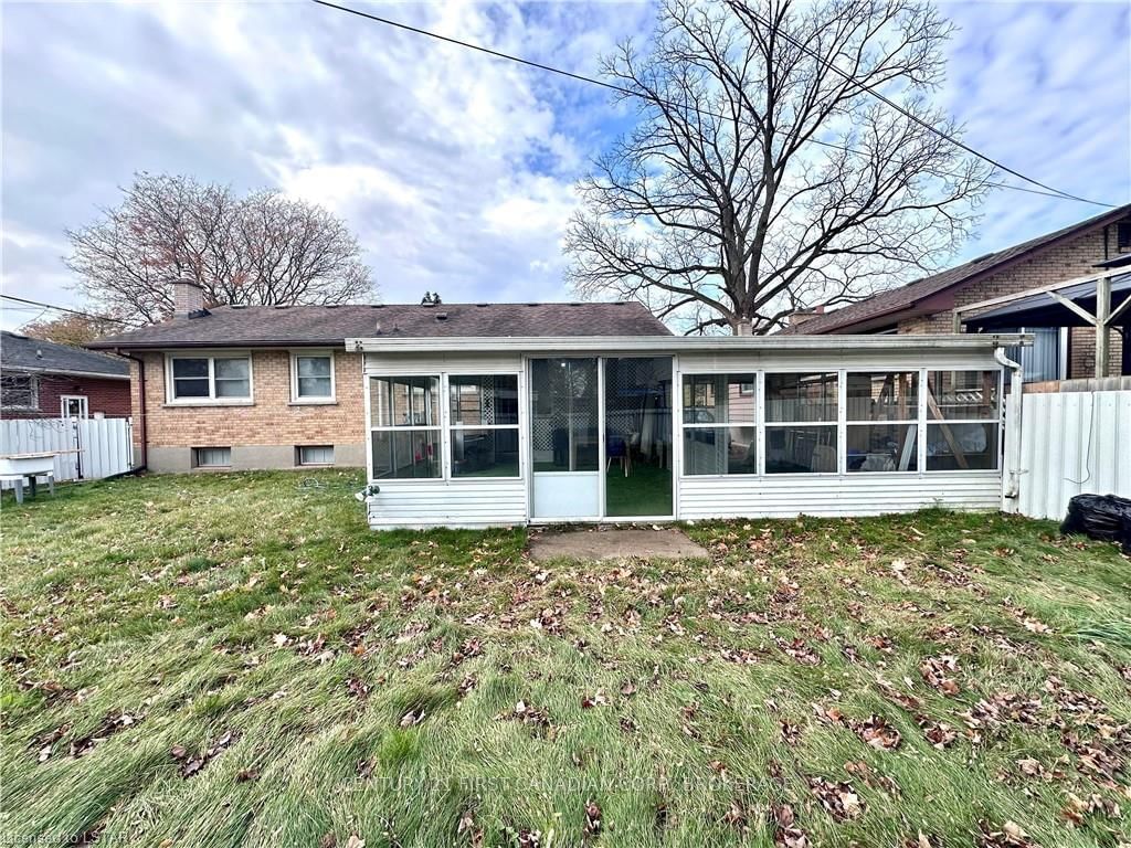 Listing Image 2