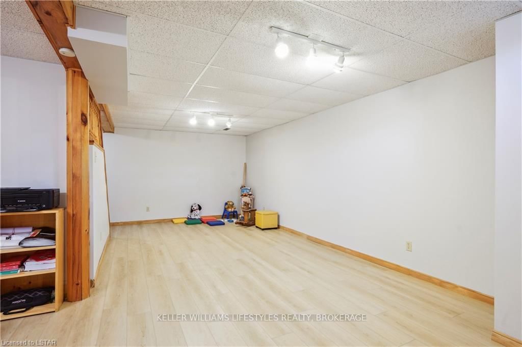 Listing Image 39