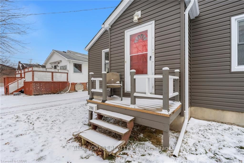 Listing Image 3
