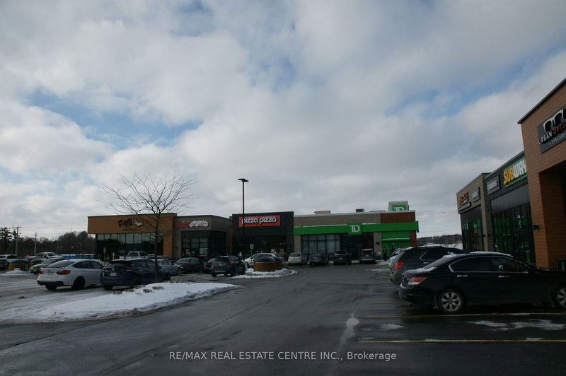 F-150 - 123 Pioneer Park Dr, Kitchener, N2P 2A3 | Image 2