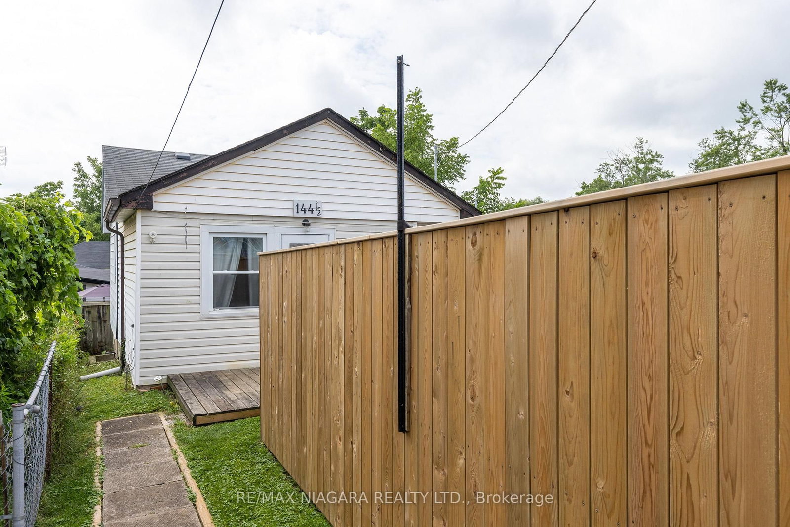 Listing Image 24